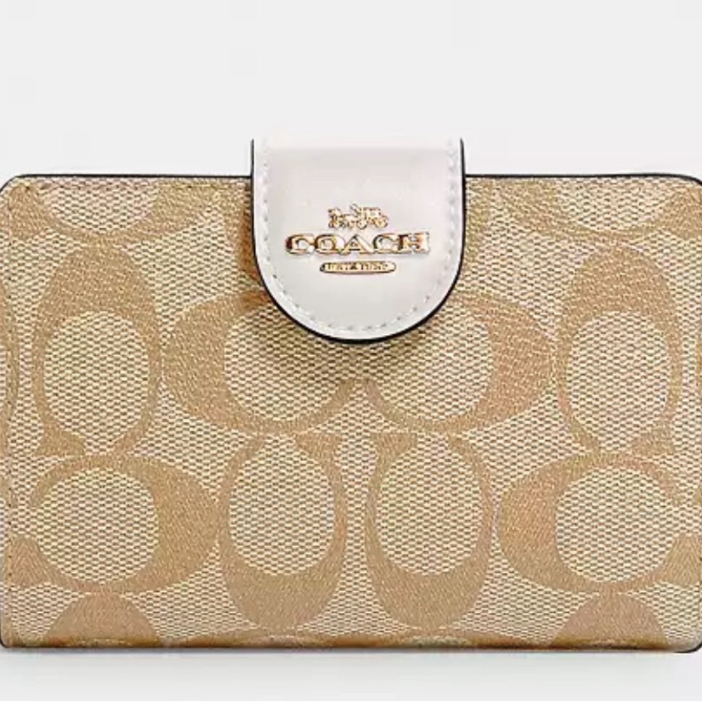Medium Corner Zip Wallet In Signature Canvas COACH  💳